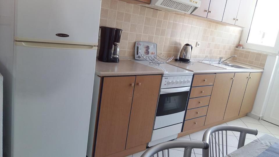 Pantheon Deluxe Apartments Арханґелос Екстер'єр фото