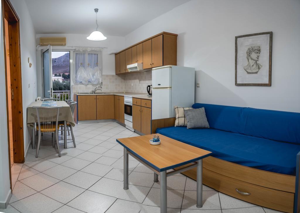 Pantheon Deluxe Apartments Арханґелос Екстер'єр фото